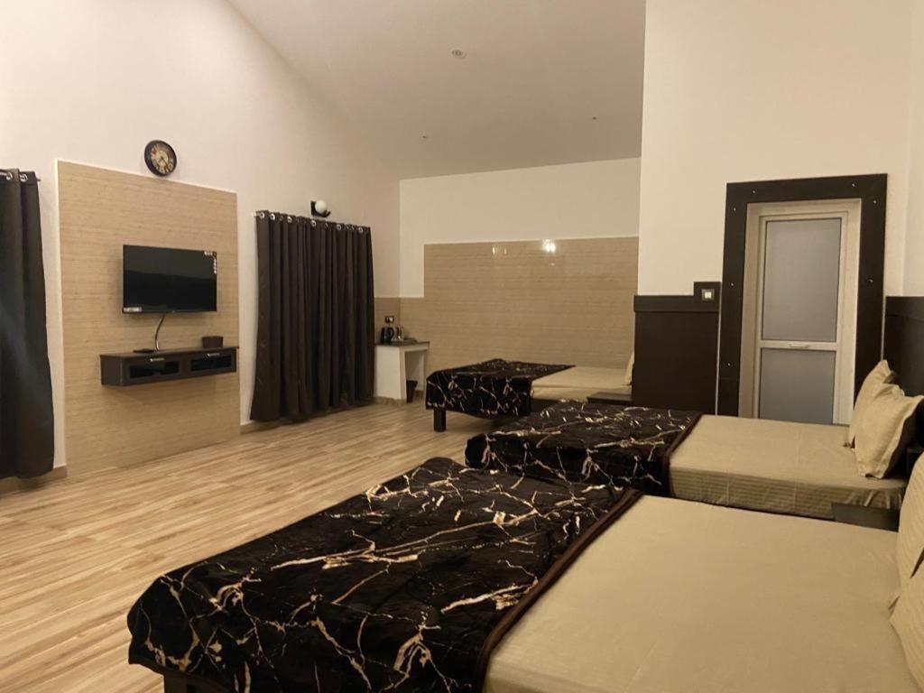 كوديكانال Rr Holidays - Home Stay المظهر الخارجي الصورة