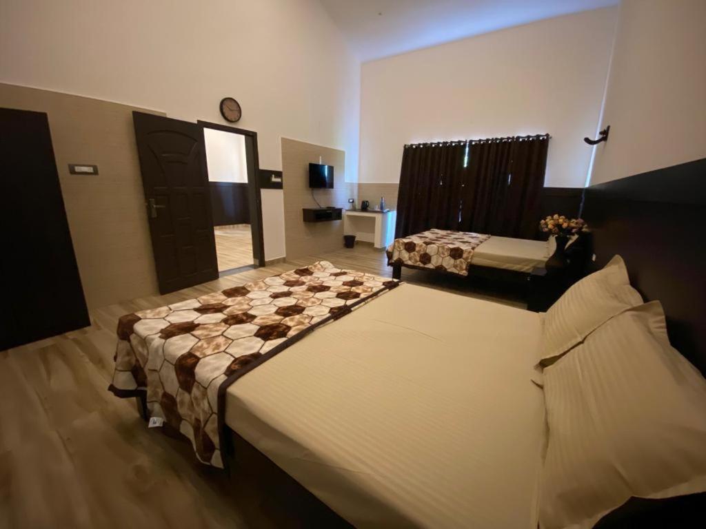 كوديكانال Rr Holidays - Home Stay المظهر الخارجي الصورة